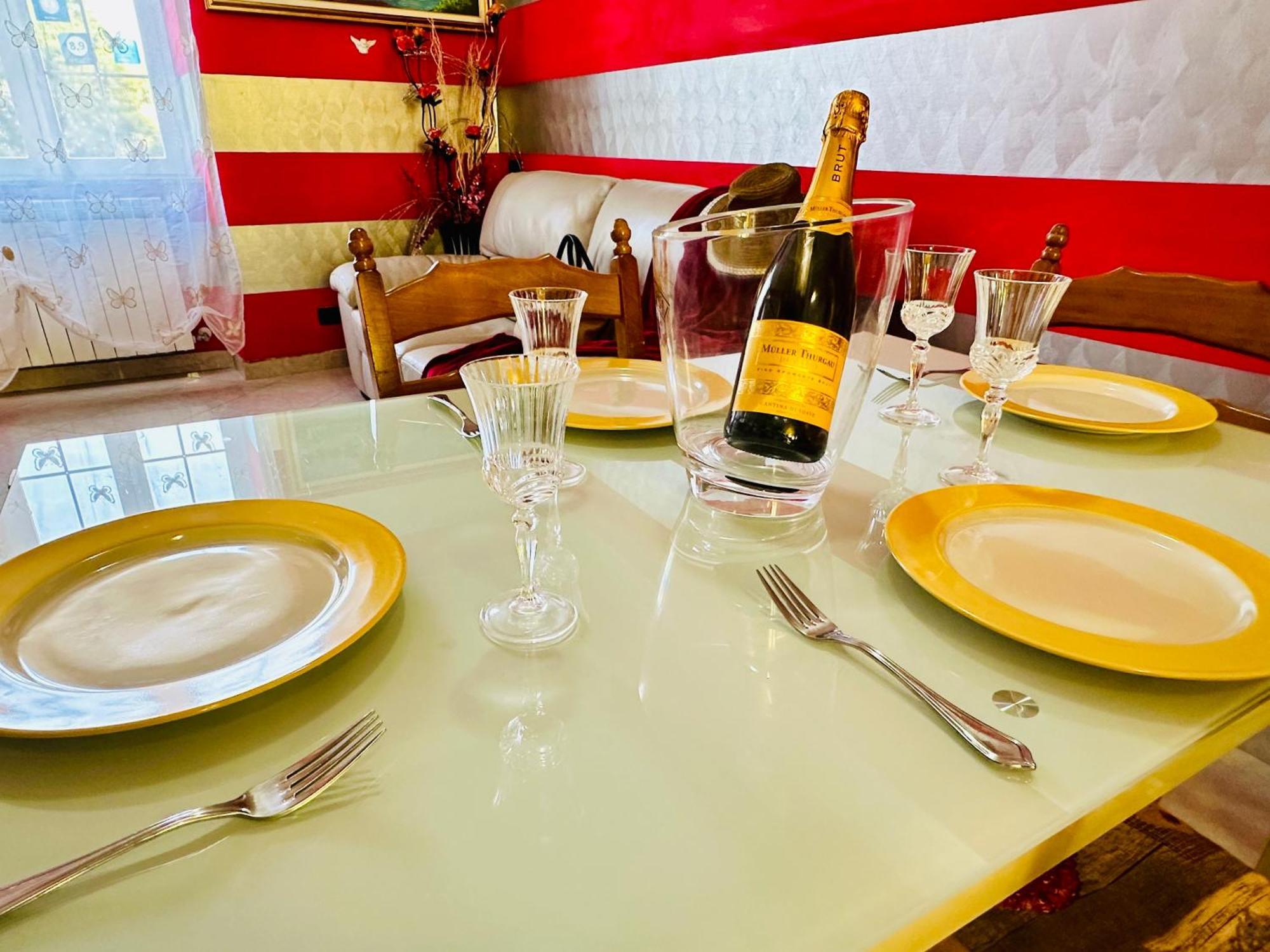 The Comfort Apartment La Spezia Exterior photo